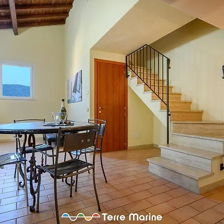 Vascello Di Marola, Terre Marine Apartment *